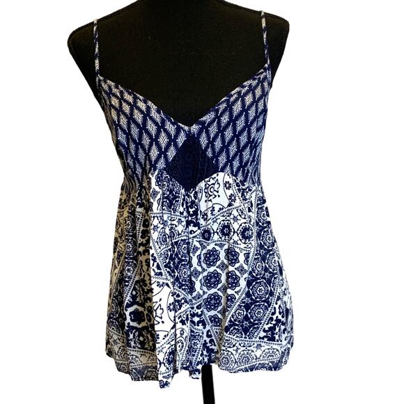 Band of Gypsies Tops - BAND OF GYPSIES Boho Camisole Tank Top / Size L